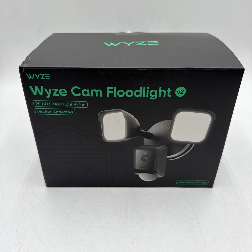 Wyze Cam Floodlight V2 Motion-Activated 2K HD Color Night Vision Camera